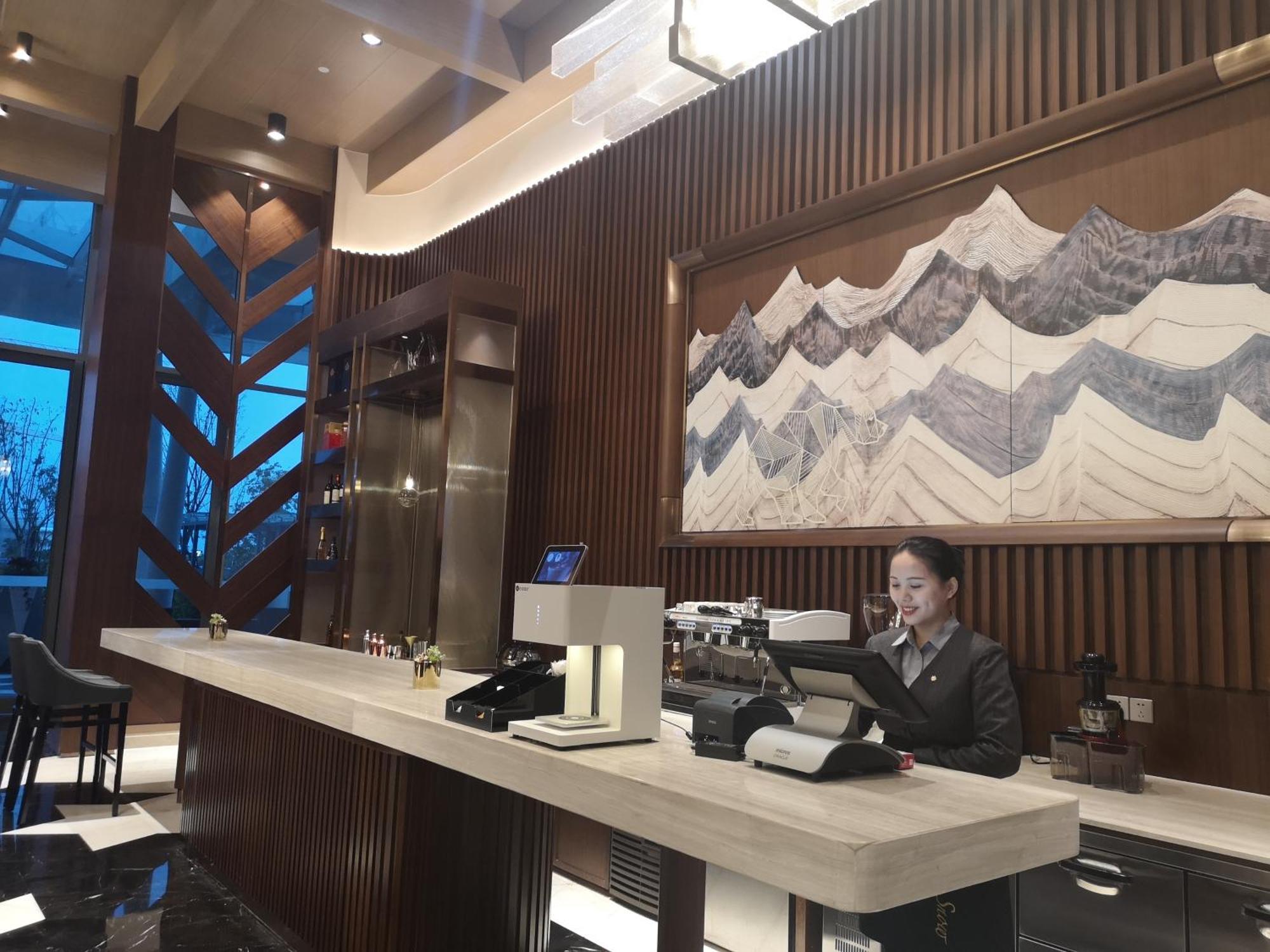 L+Snow Supreme Hotel Shanghai Exterior foto